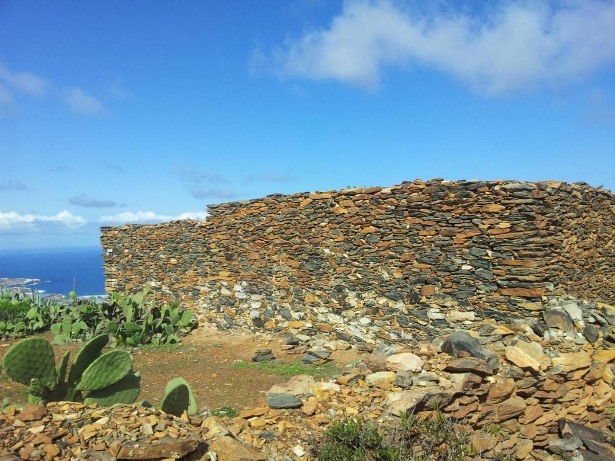 Tonono'S Village Santa Maria de Guia de Gran Canaria Dış mekan fotoğraf